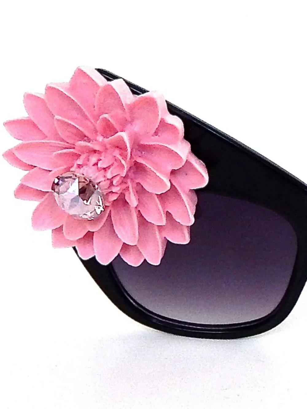 GASOLINE GLAMOUR CRUELLA PINK LILY POND GLASSES 🪷🪷🪷